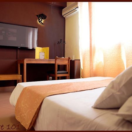 Hotel Le Relais Normand Antananarivo Habitación foto