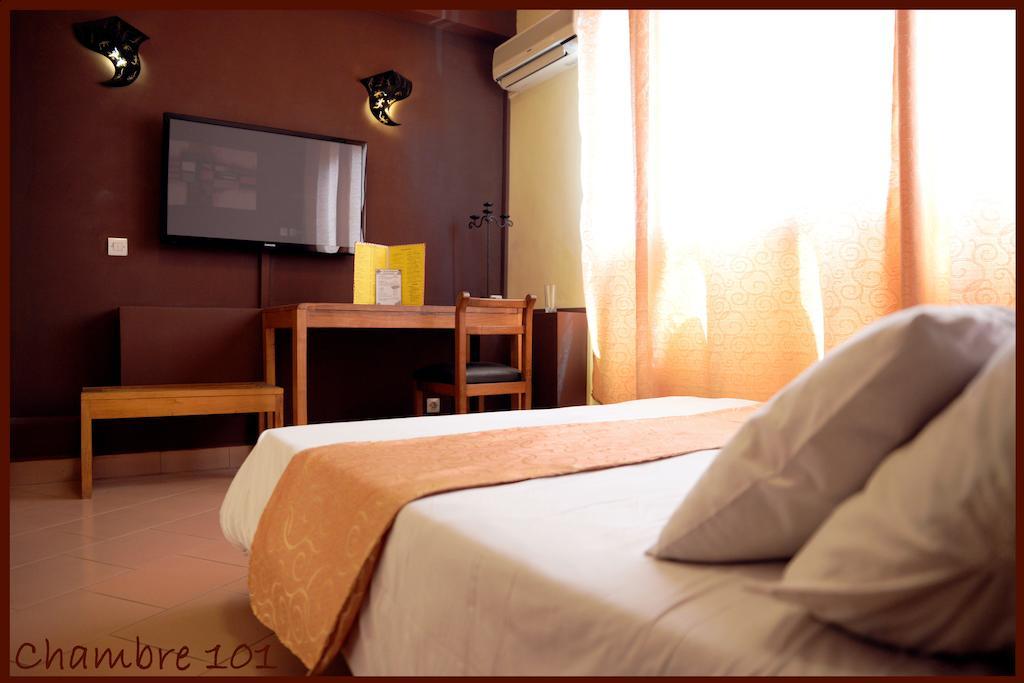 Hotel Le Relais Normand Antananarivo Habitación foto